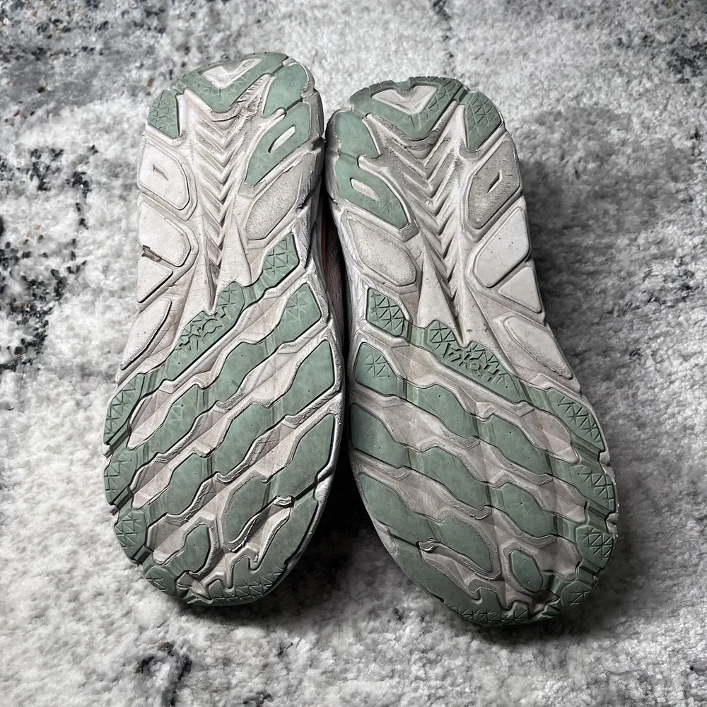 Hoka One One Clifton 8 Shoes Womens 7.5B Orange Athletic Running Gym Sneakers‎